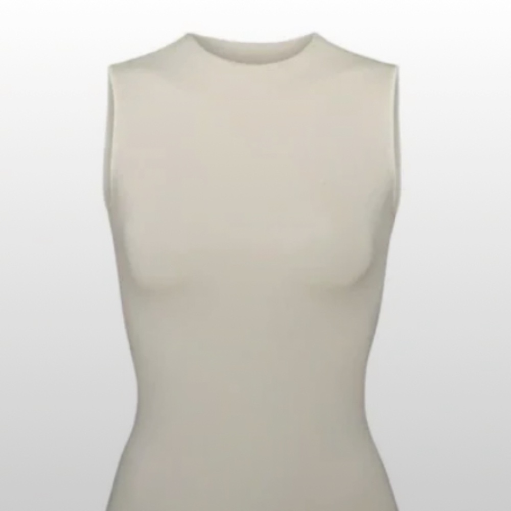 NWOT SKIMS Essential Crew Neck Sleeveless Bodysuit - Bone 2XL